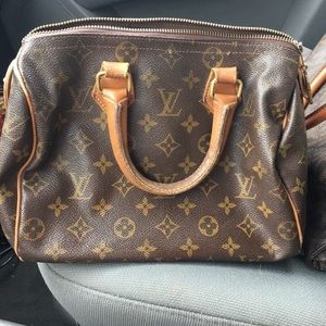 Authentic Louis Vuitton Speedy 25